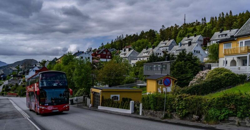 alesund-city-sightseeing-hop-on-hop-off-bus-tour