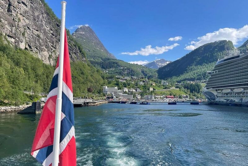 alesund-geiranger-sightseeing-tour-one-way