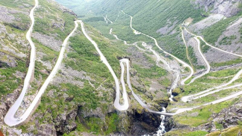 alesund-kingdom-of-the-trolls-scenic-drive-to-trollstigen