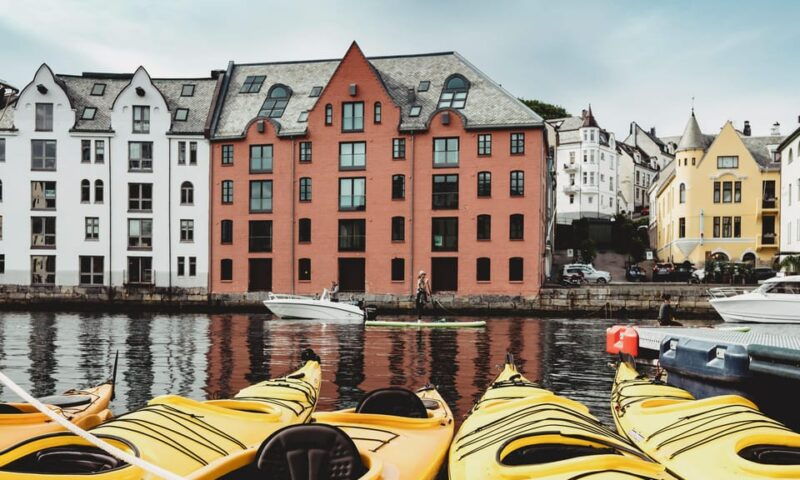 alesund-on-foot-art-nouveau-and-maritime-charm