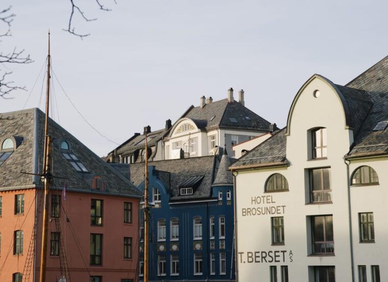 alesund-on-foot-art-nouveau-and-maritime-charm