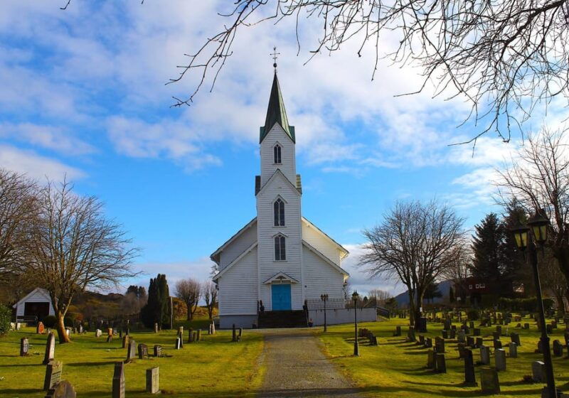 alesund-saebo-round-trip-2-hour-stop-in-saebo
