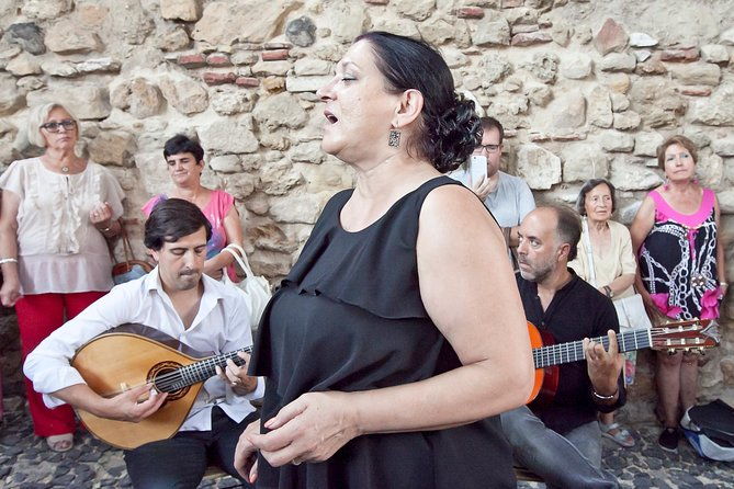 alfama-the-kaleidoscopic-district-private-walking-tour-2