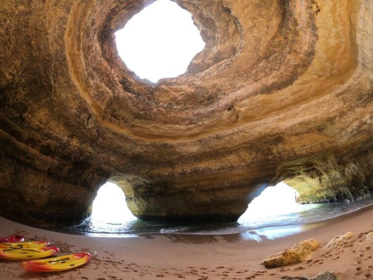 algarve-benagil-sea-cave-sunrise-or-sunset-kayak-experience