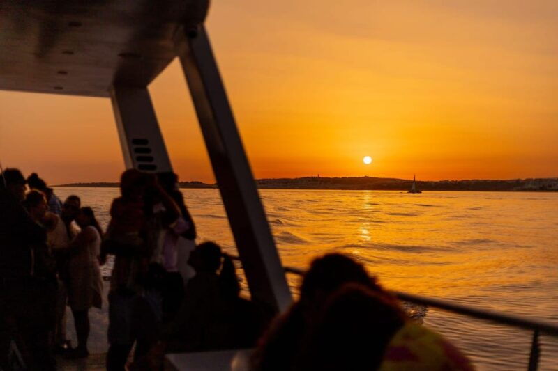 algarve-catamaran-sunset-tour-with-dj-and-welcome-drink