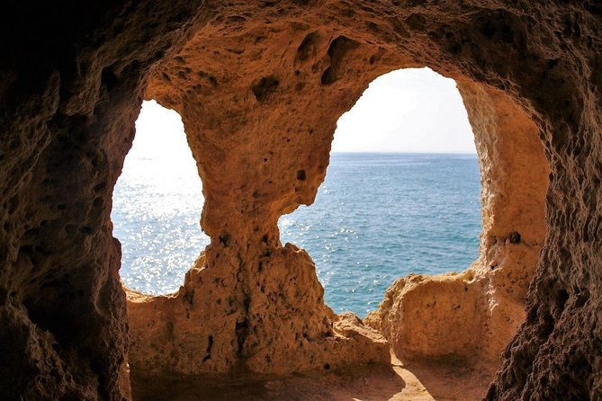 algarve-coast-chapel-of-bones-private-van-tour
