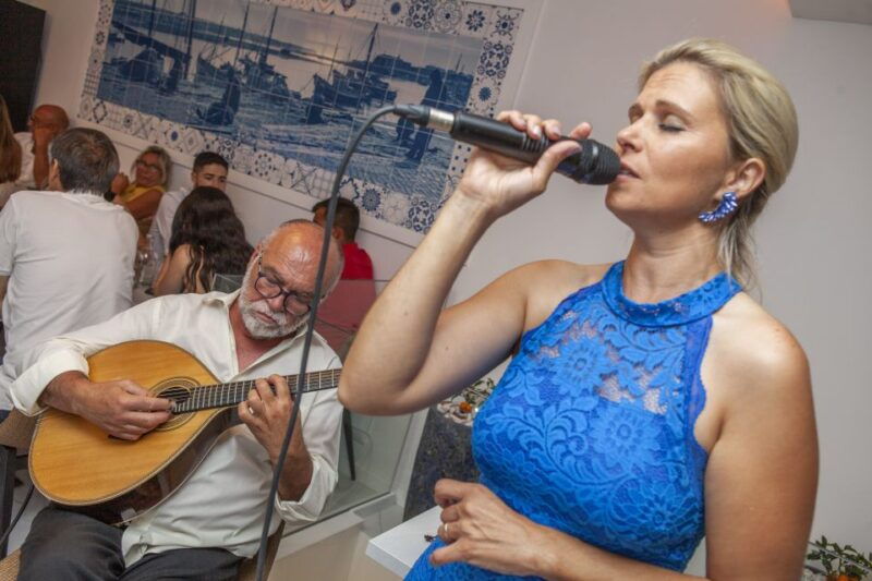 algarve-fado-night-with-6-course-algarvian-tapas-dishes