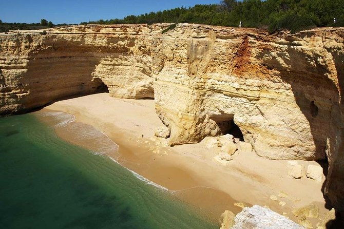 algarve-private-tour-sagres-and-benagil-from-lisbon