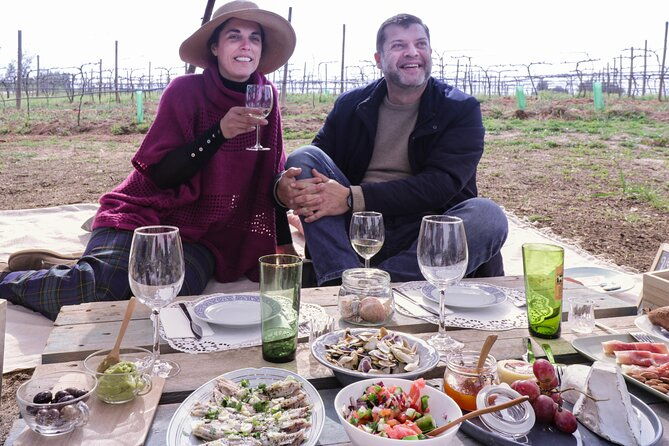 algarve-romantic-vineyard-picnic-in-carvoeiro