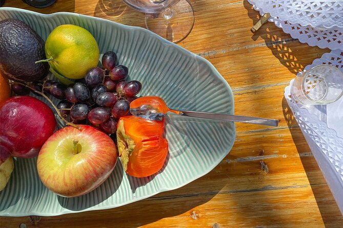 algarve-romantic-vineyard-picnic-in-carvoeiro