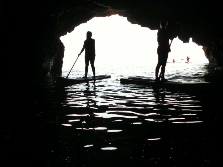 algarve-stand-up-paddleboard-tour-to-ingrina-caves