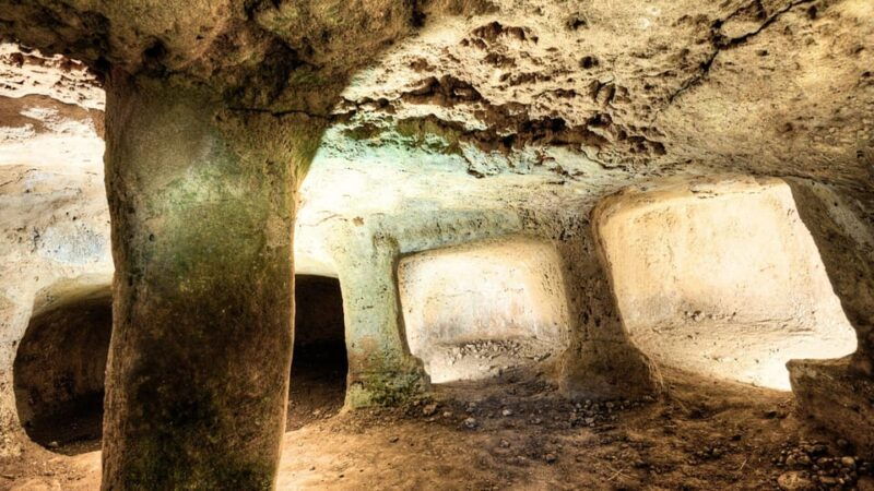 alghero-anghelu-ruju-necropolis-with-audio-guides