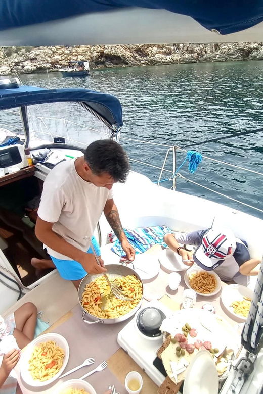alghero-boat-excursion-with-lunch-full-day