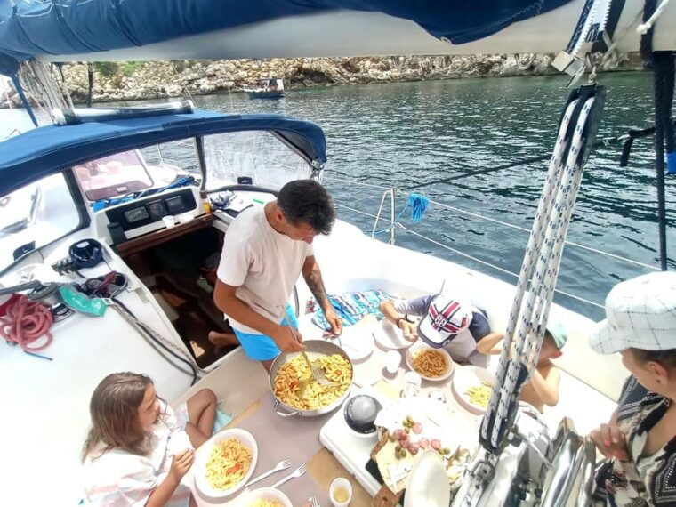 alghero-boat-excursion-with-lunch-full-day
