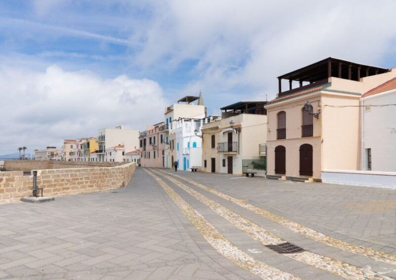 alghero-city-center-tour-with-wine-tasting