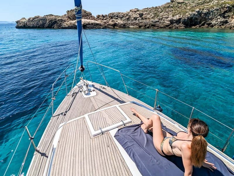 Alghero: Daily Sailing Experience with lunch onboard - The Experience: What to Expect on the Water