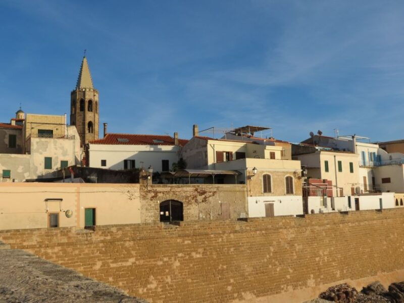 alghero-historic-center-walking-tour-with-a-local-guide