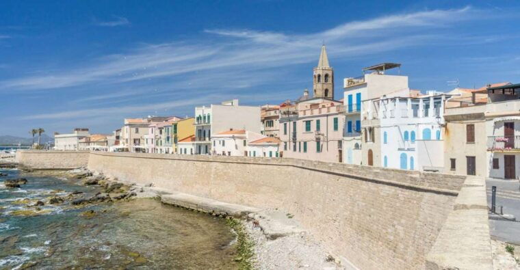 alghero-historic-center-walking-tour-with-a-local-guide