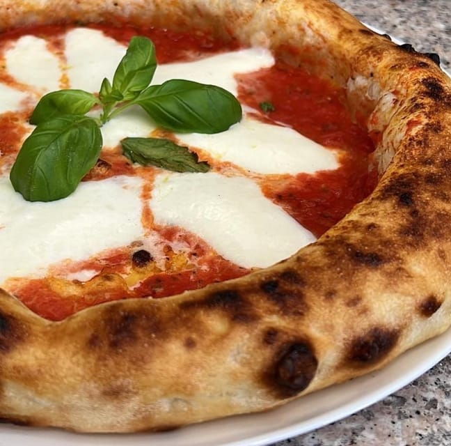 alghero-pizza-masterclass-with-port-views