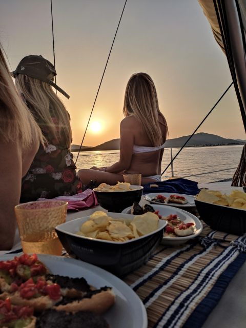 alghero-sunset-sailing-aperitif-experience