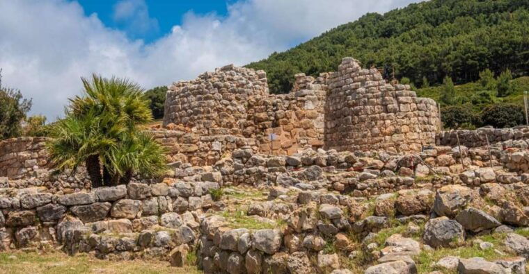 alghero-visit-to-the-nuraghe-palmavera-and-porto-conte-park
