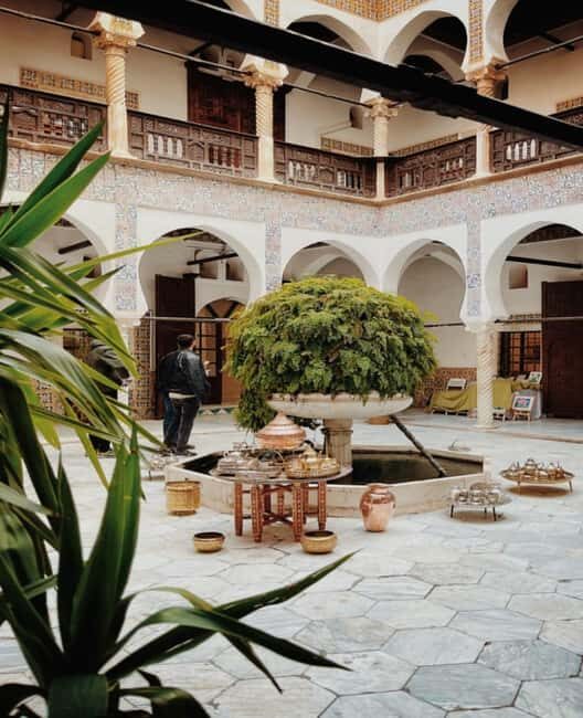 Algiers: Casbah, Bardo Museum, Martyrs' Memorial with lunch - What You Can Expect from the Tour