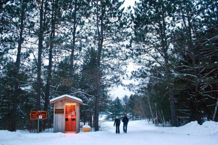 algonquin-park-rv-motorhome-trip-with-hiking