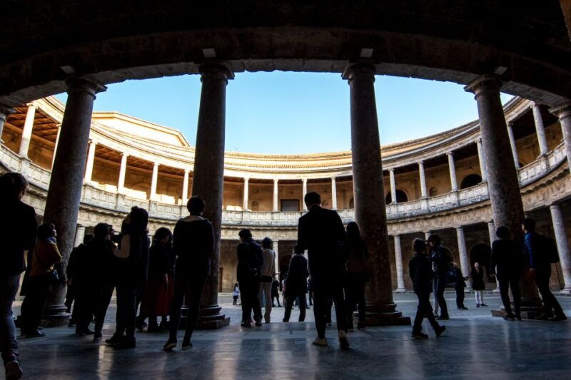 alhambra-and-albaicin-full-day-private-tour-from-seville