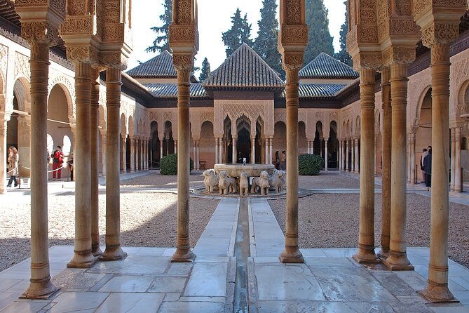 alhambra-day-trip-with-optional-nasrid-palaces-from-malaga