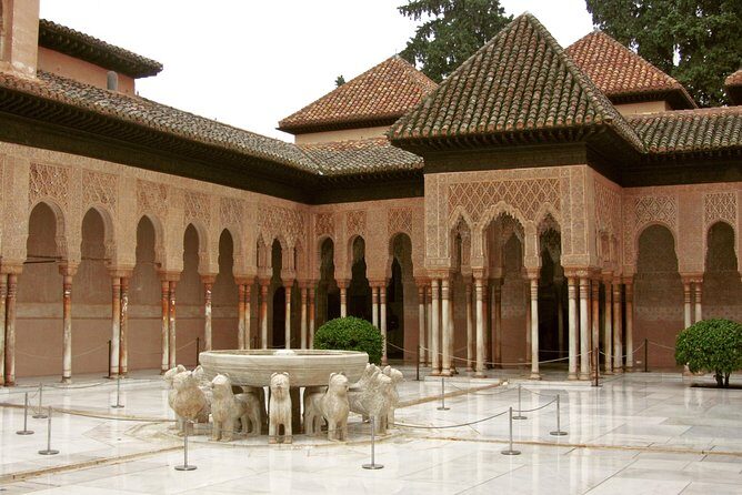 Alhambra & Generalife: Exclusive 3-Hour Private Tour with Tickets Included - Frequently Asked Questions
