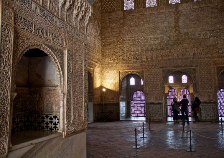 alhambra-generalife-exclusive-3-hours-private-tour