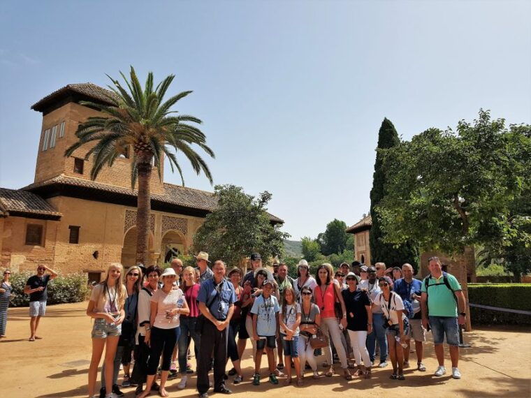 alhambra-generalife-gardens-alcazaba-fast-track-tour