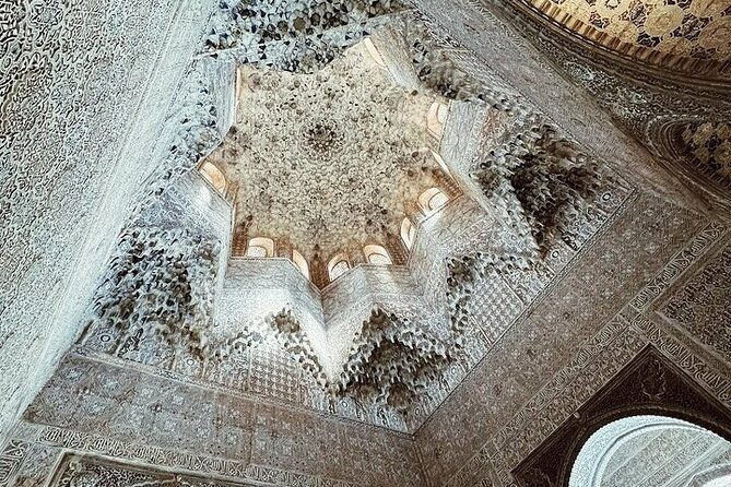 alhambra-generalife-nasrid-palace-self-audio-guide-tour