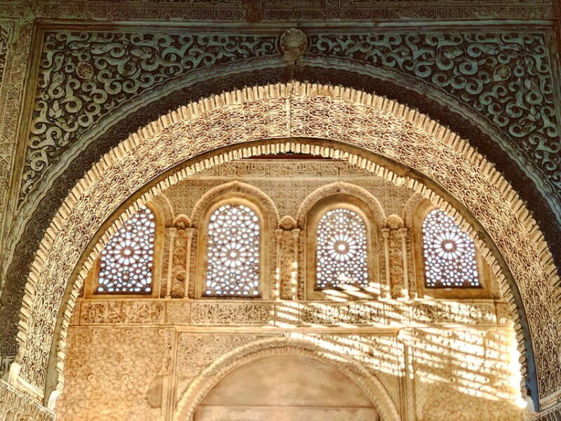 Alhambra: Guided Private Tour with Fast-Track Entry - FAQ