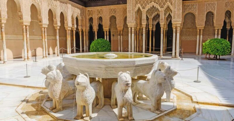 alhambra-nasrid-palace-private-tour-with-tickets