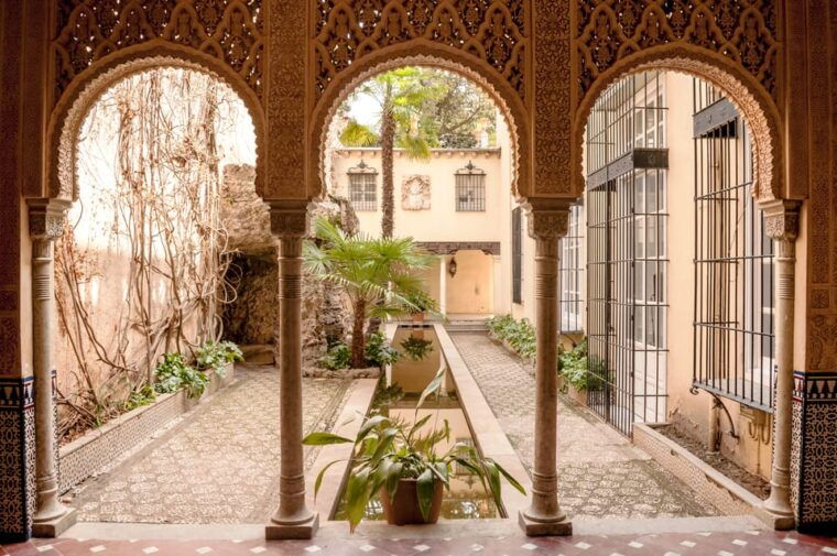 alhambra-nasrid-palace-private-tour-with-tickets