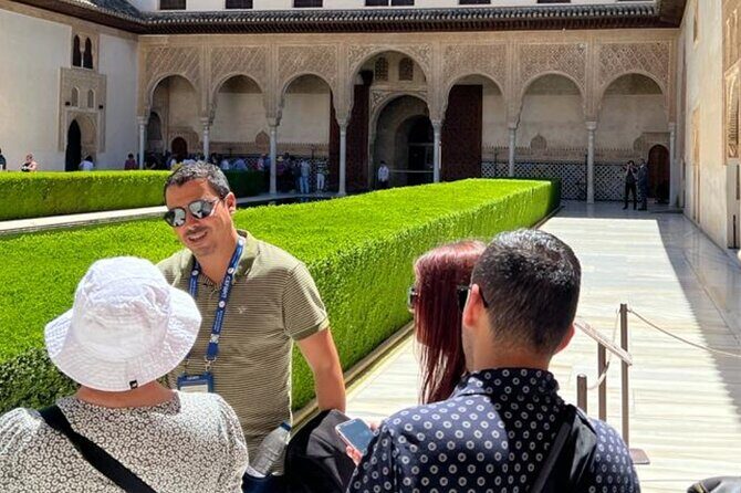 Alhambra, Nasrid Palaces, Generalife & Alcazaba Private Tour - The Itinerary in Detail