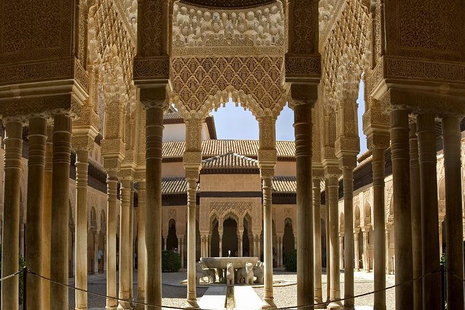 alhambra-private-small-group-tour-nasrid-palaces-skip-the-line