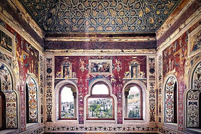 alhambra-private-tour-and-skip-the-line-ticket-and-official-guide
