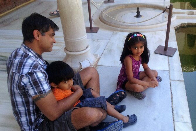 alhambra-private-tour-for-families