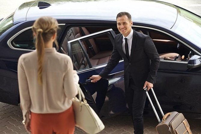 alhambra-private-tour-from-marbella-with-transport-and-skip-the-line-tickets