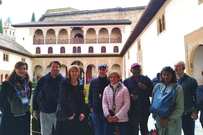 alhambra-private-tour-without-tickets-total-group-max-15-people