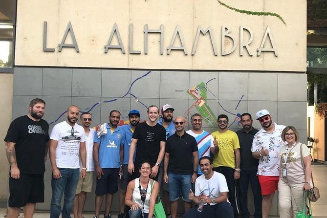 alhambra-soul-join-a-groupwith-a-specialist-guide-skiptheline