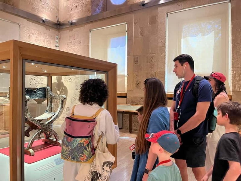 Alhambra Surroundings: History, Architecture and Legends - Who Is This Tour Best For?