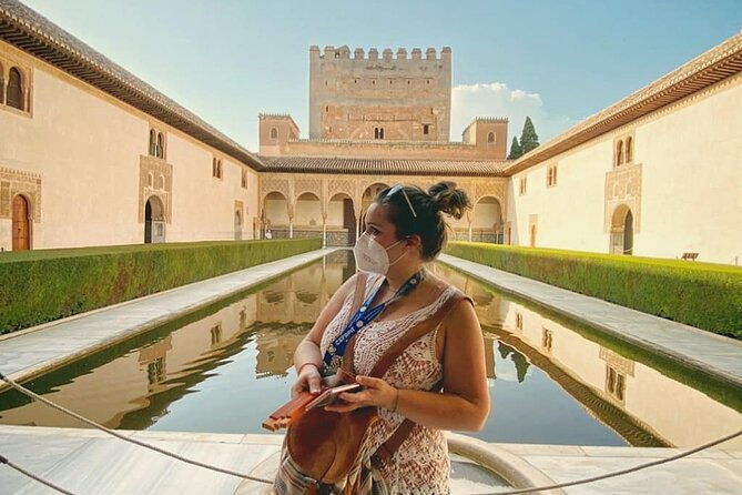 alhambra-unique-experience-private-visit-with-official-guide