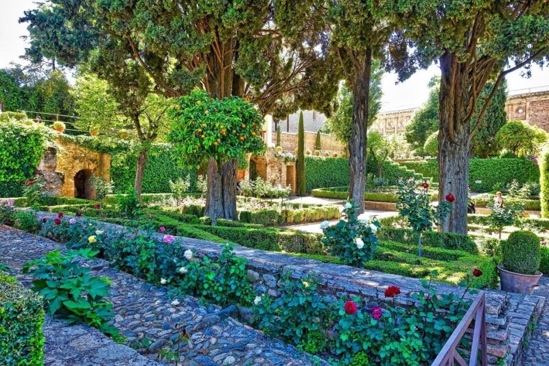 alhambras-gardens-generalife-partal-alcazaba-carlos-v