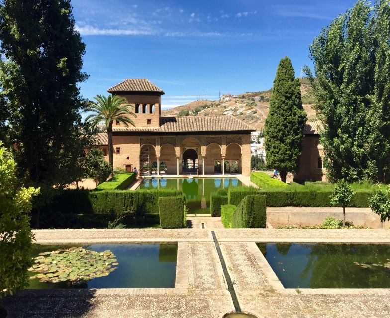 alhambras-gardens-generalife-partal-alcazaba-carlos-v