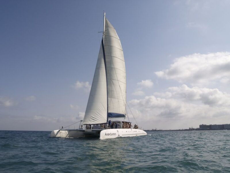 alicante-afternoon-cruise-with-appetizer-and-live-music