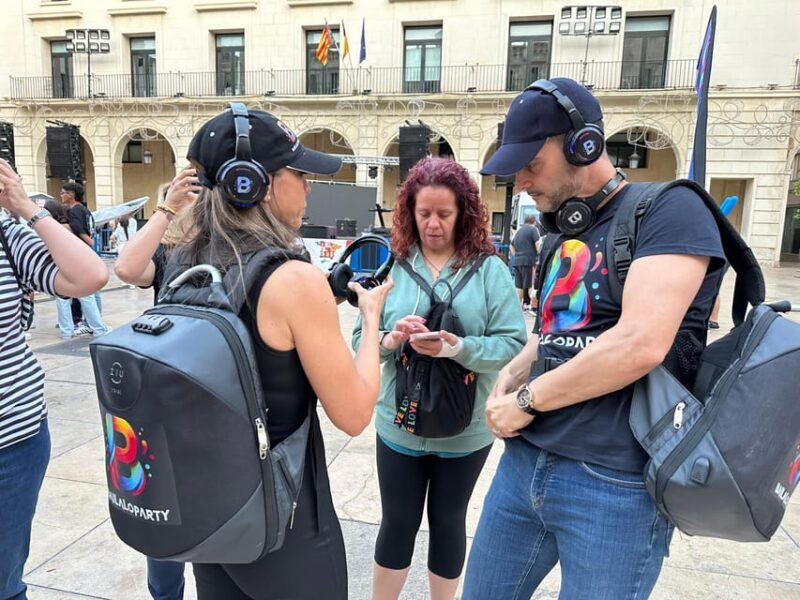 alicante-bailaloparty-silent-party-walking-tour