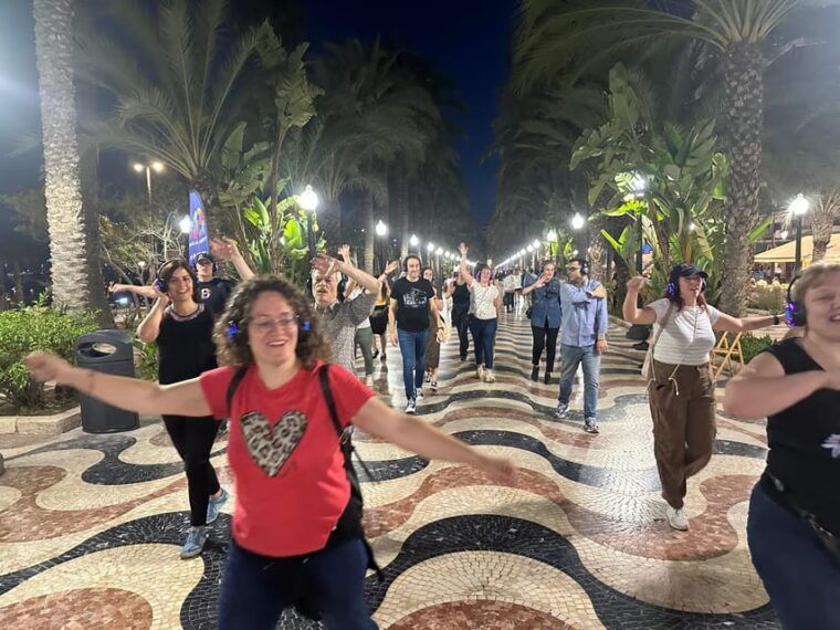 alicante-bailaloparty-silent-party-walking-tour